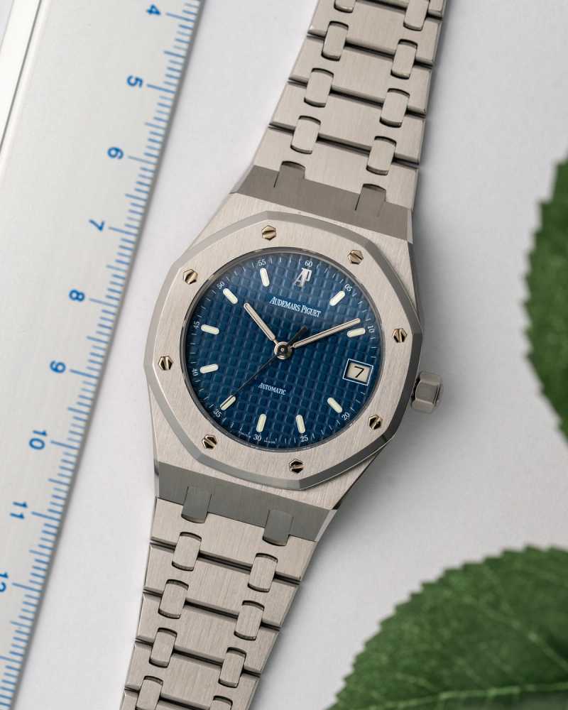Featured image for Audemars Piguet Royal Oak 14790ST Blue 2004 with original box and papers 2
