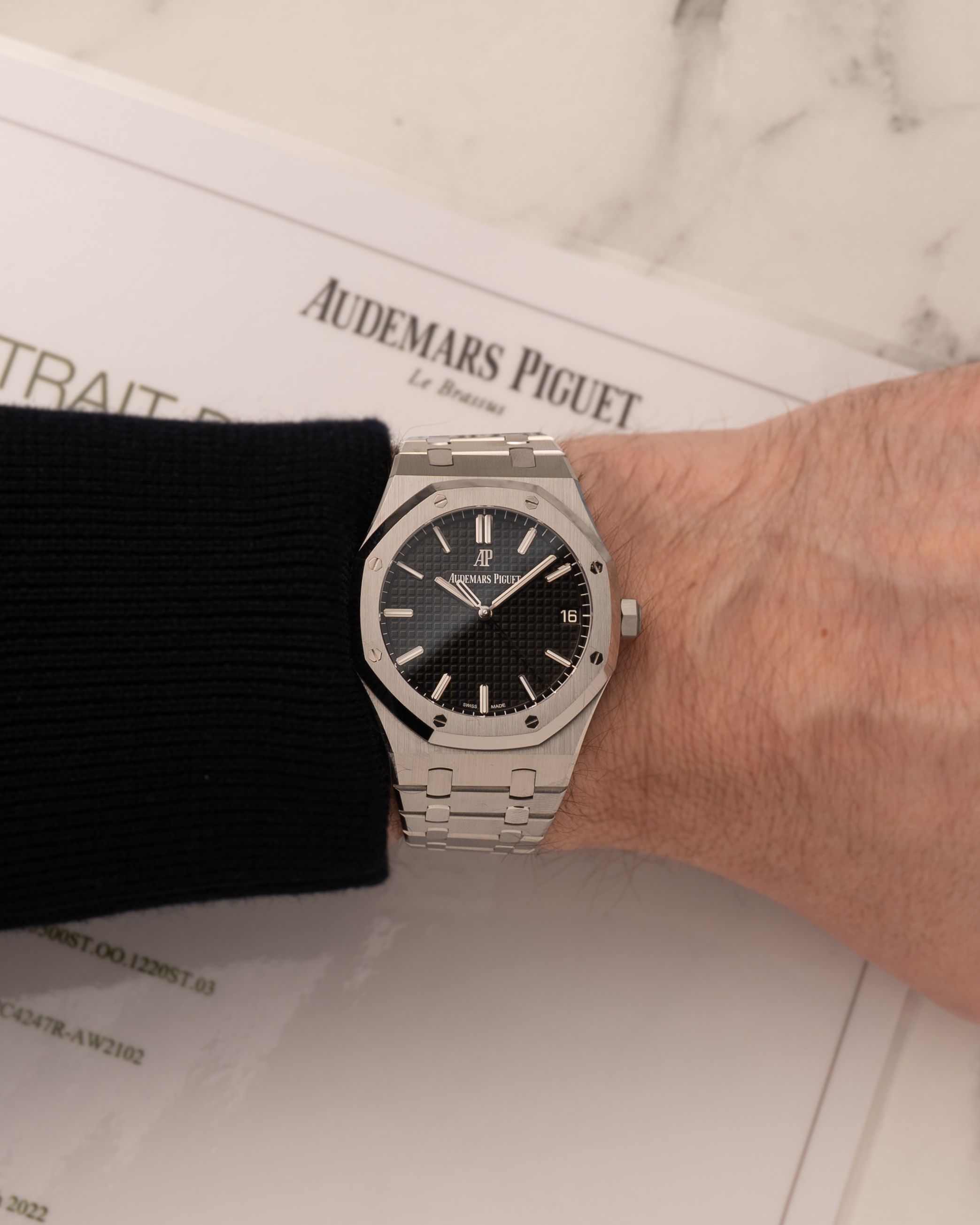 Audemars Piguet Royal Oak 15500ST Black 2022 with original box and