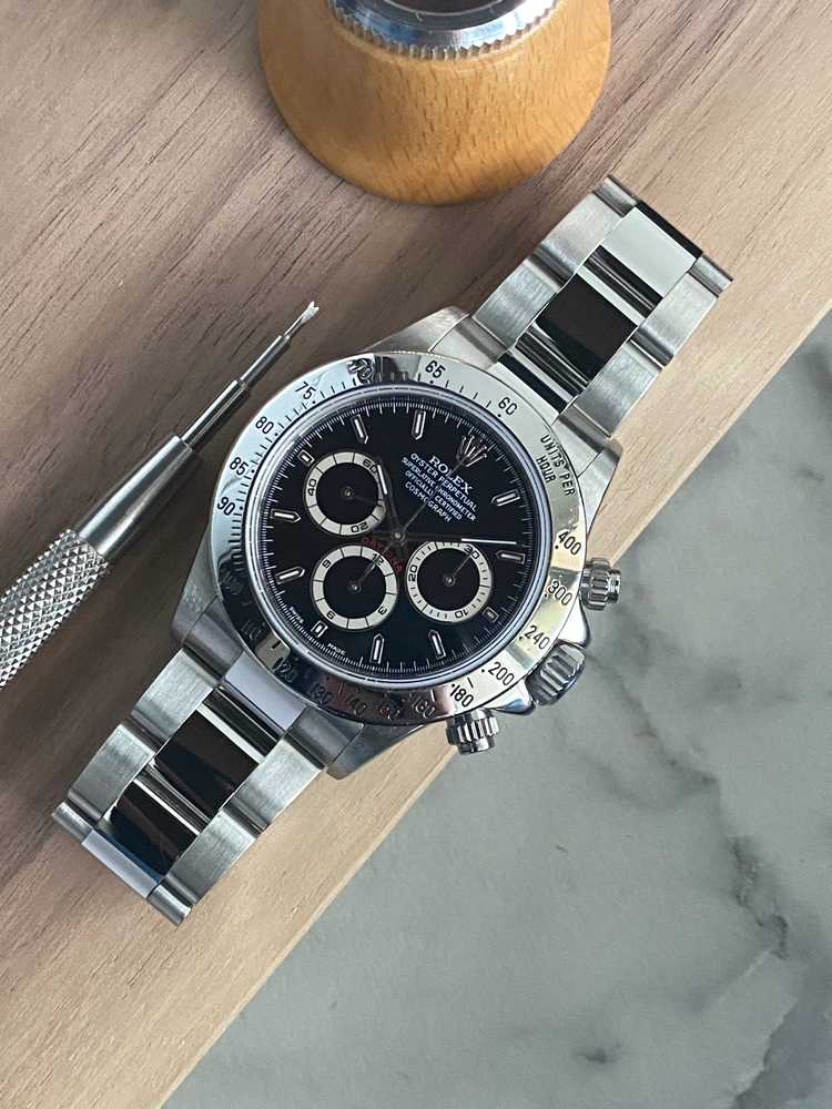 Image for Reference 16520, the first automatic Rolex Daytona. post