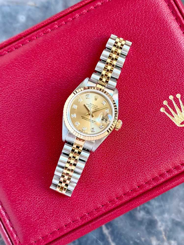 Wrist shot image for Rolex Lady-Datejust "Diamond" 79173 Gold 2000 with original box and papers