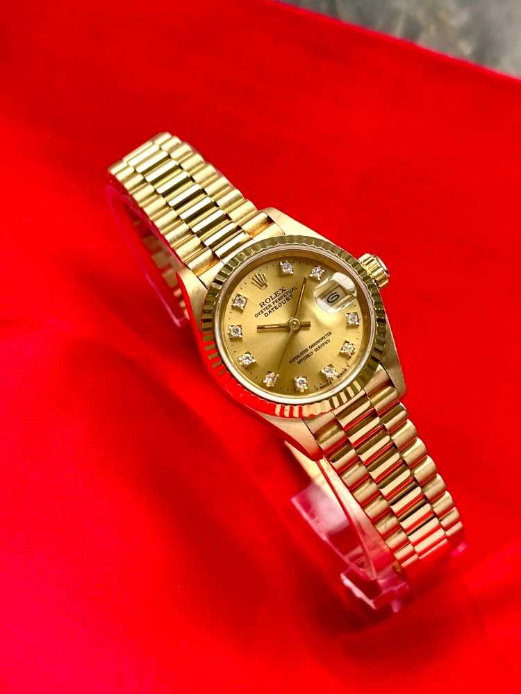 Wrist image for Rolex Lady-Datejust "Diamond" 69178G Gold 1990 