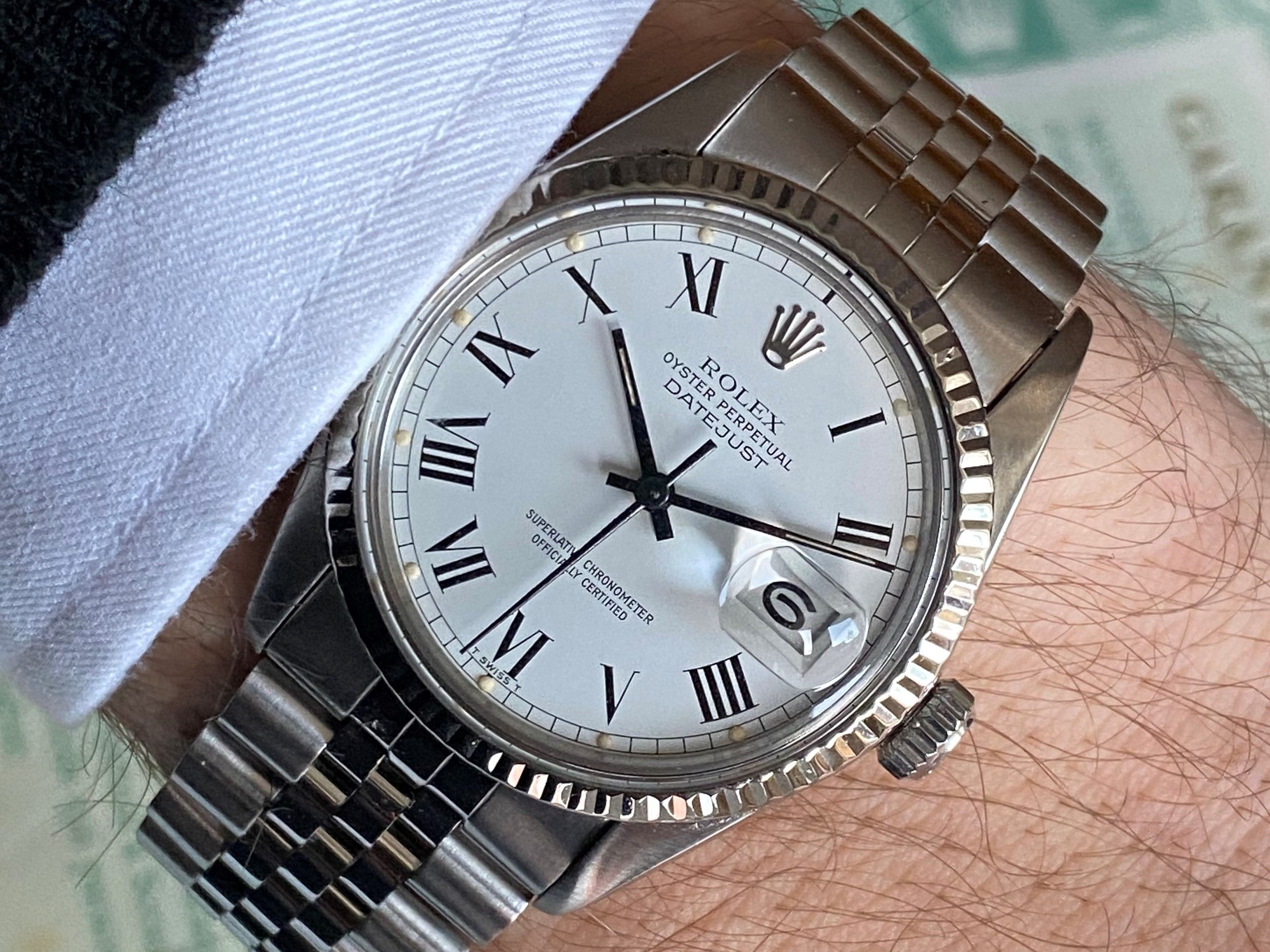 Rolex dial discount