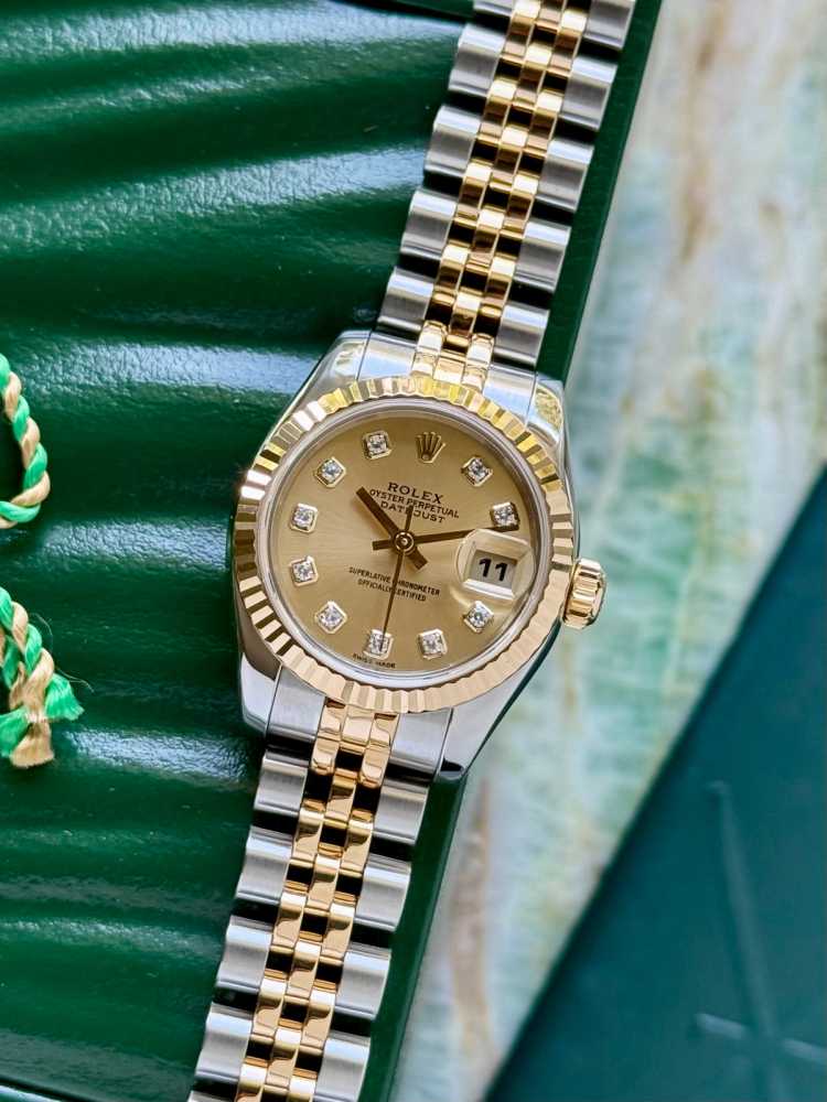 Featured image for Rolex Lady-Datejust "Diamond" 179173 Gold 2004 with original box and papers 2
