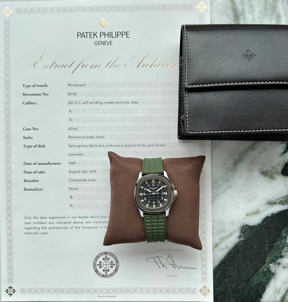 Image for Patek Philippe Aquanaut 5066 Black 1998 with original box and papers