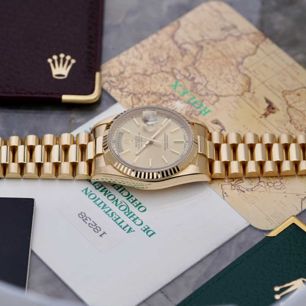 Image for Rolex Day-Date 'President' 18238 Gold 1989 with original box and papers