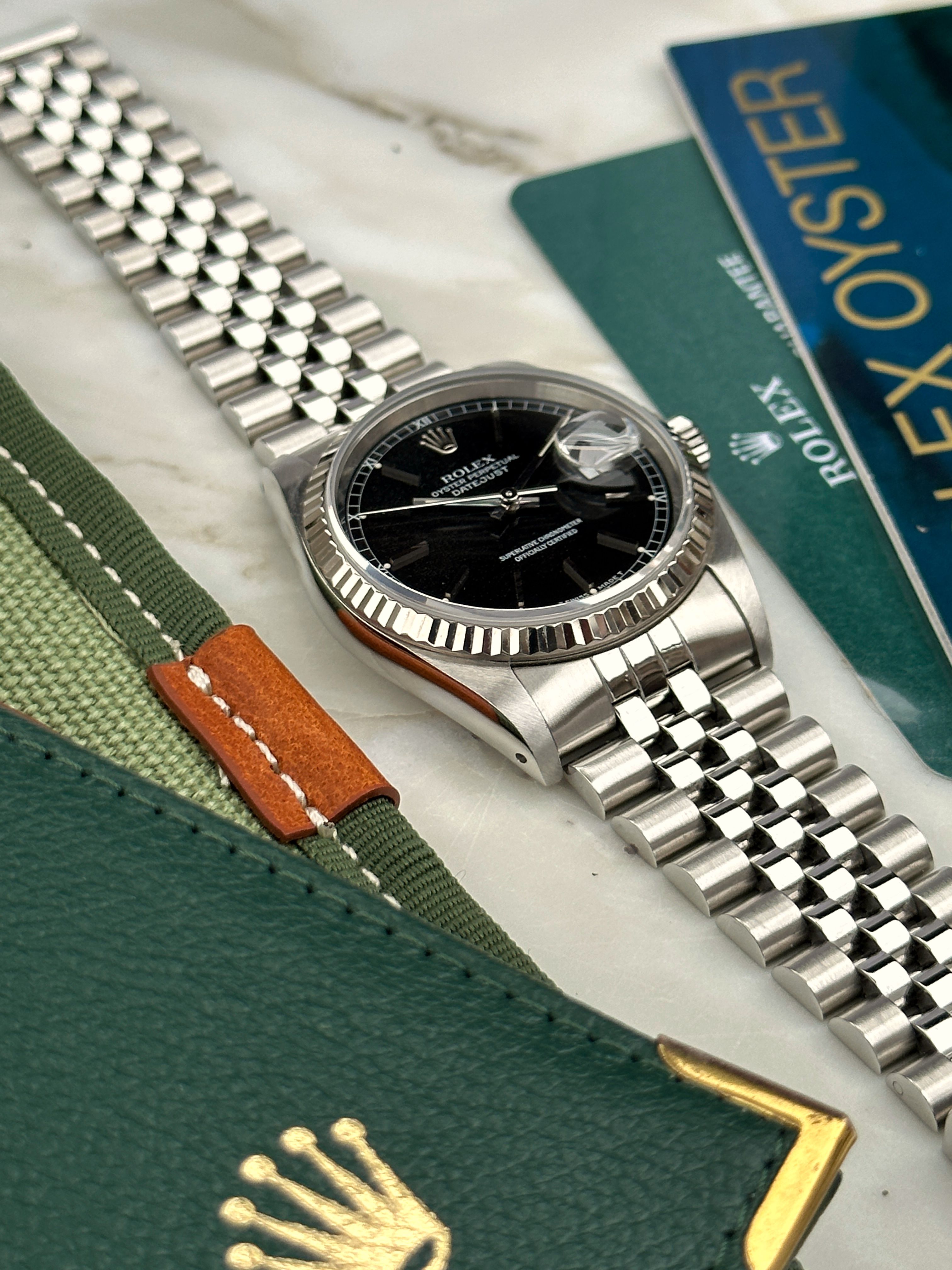 Rolex Datejust 16234 Black 1988 with original box and papers