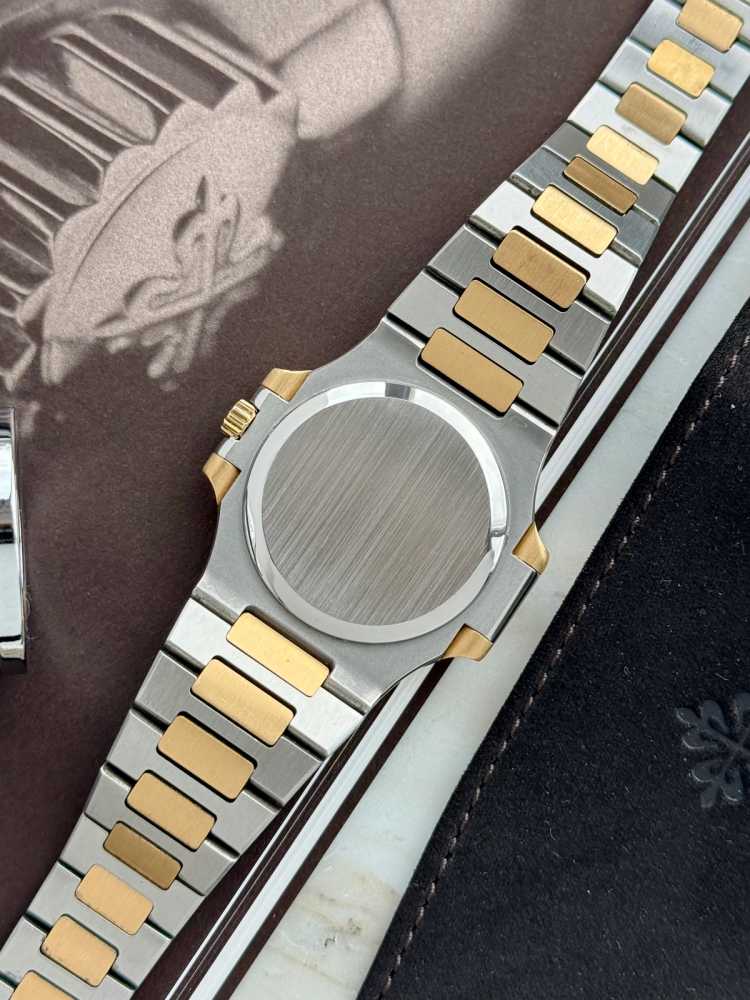 Image for Patek Philippe Nautilus 3800 Blue 2000 