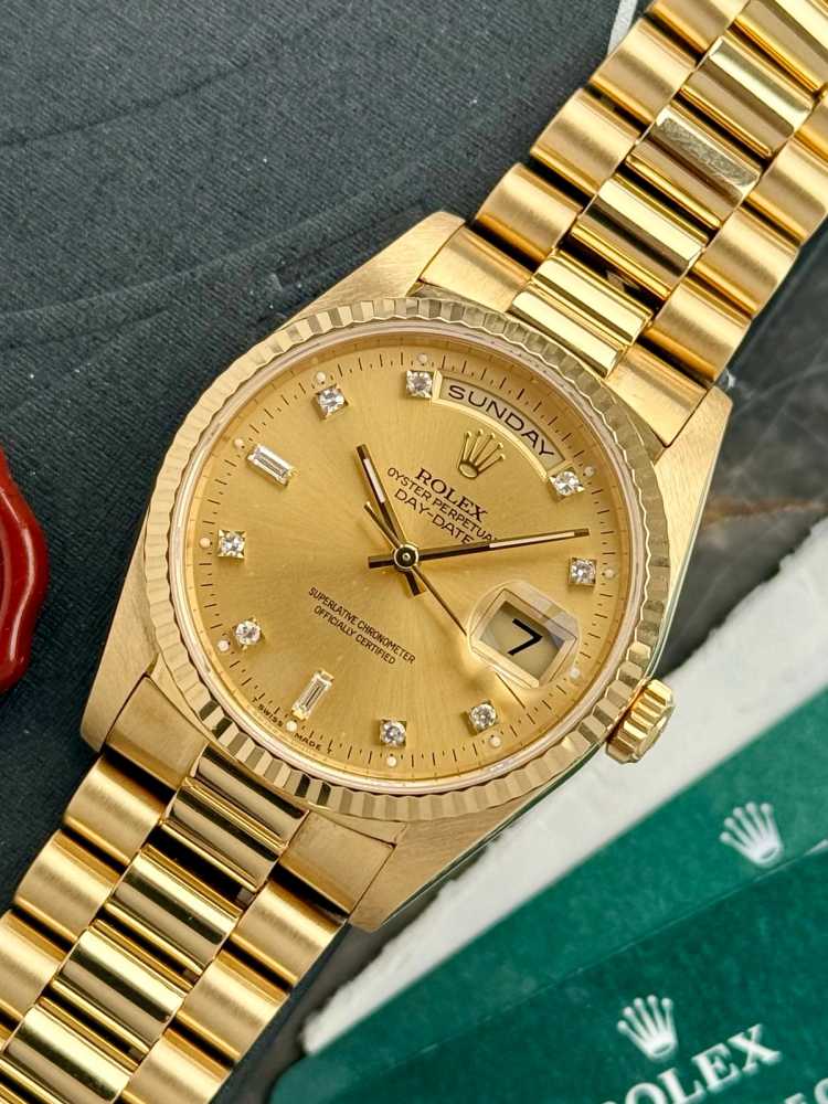 Image for Rolex Day-Date "Diamond" 18238 Gold 1995 with original box and papers