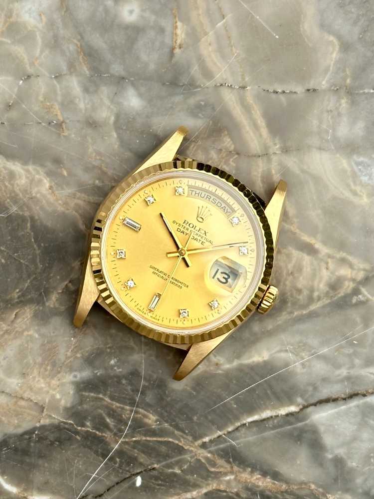 Rolex DayDate 18238 Gold 1988 with original box and papers