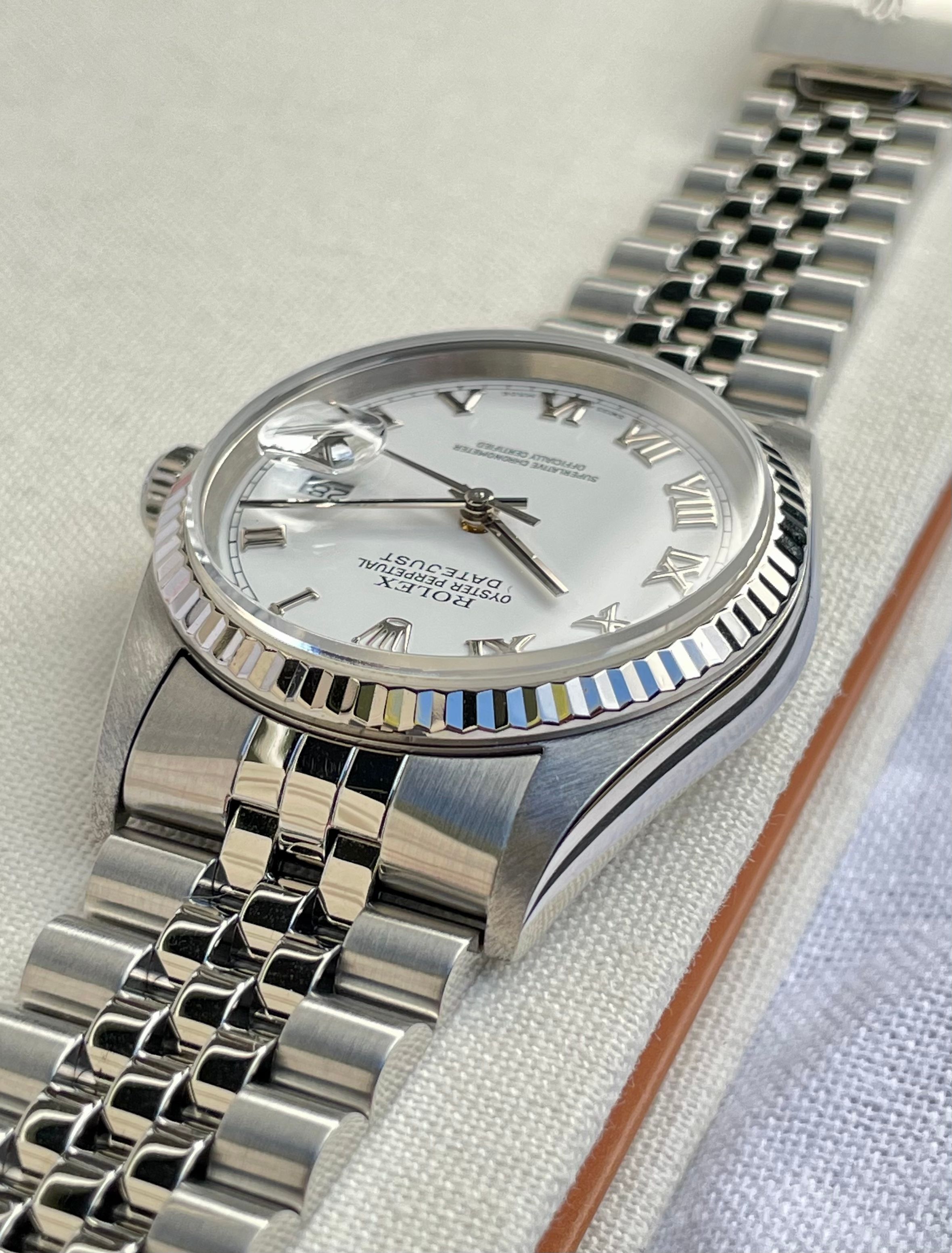 Rolex Datejust 16234 White 1999 with original box and papers