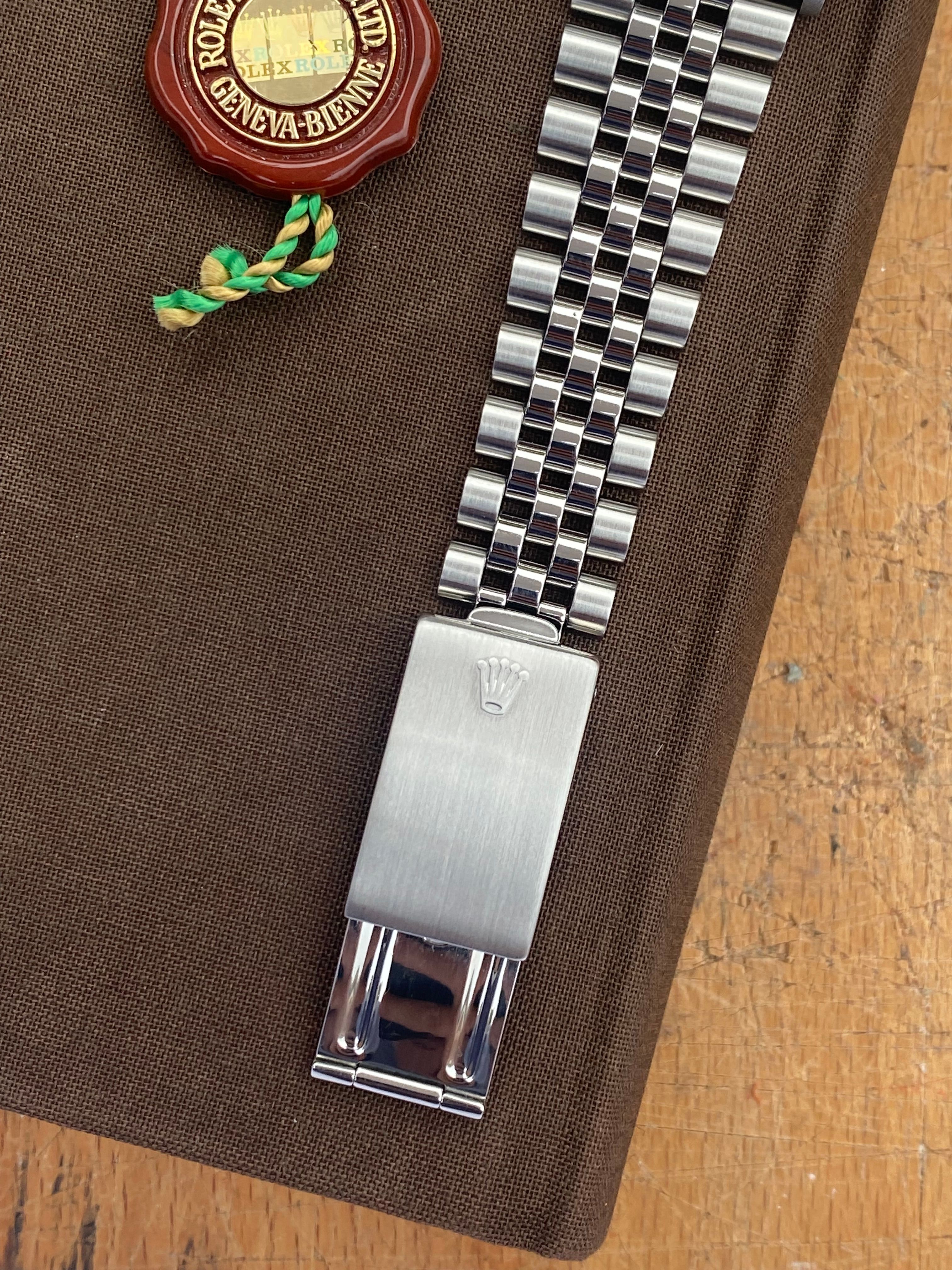 Rolex Datejust 16234 Silver 1991 with original box and papers6