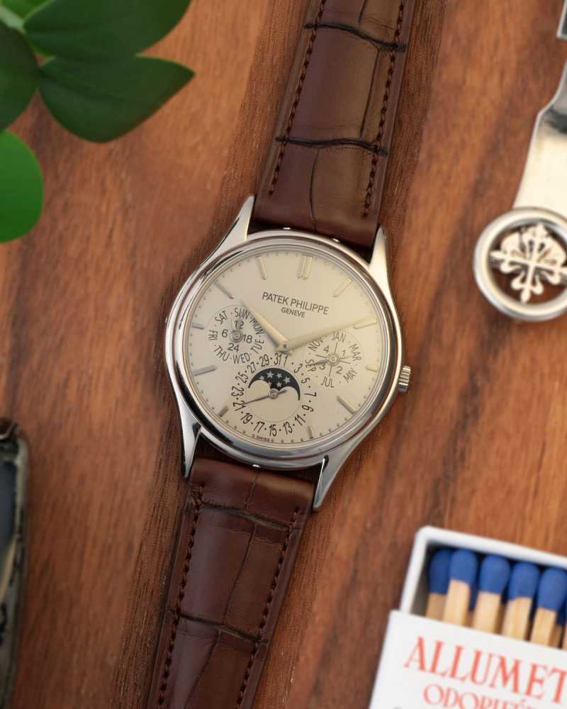 Featured image for Patek Philippe Perpetual Calendar 5140G White 2010 with original box and papers