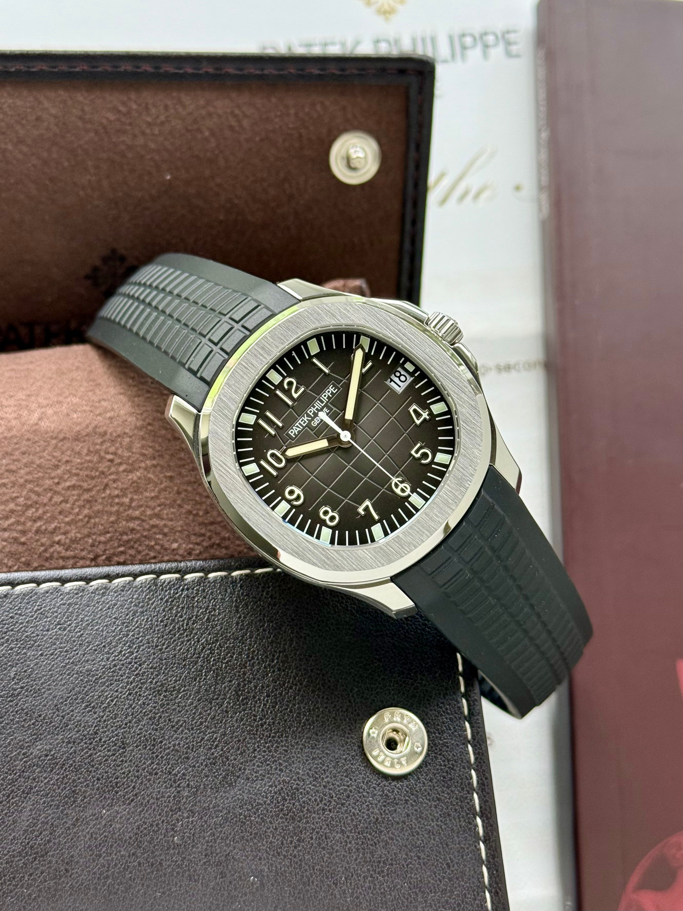 Patek Philippe Aquanaut 5167 Tropical 2008 with original box