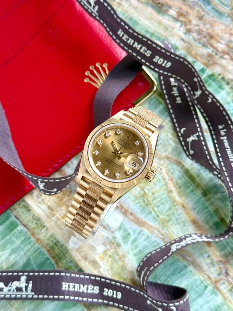 Wrist shot image for Rolex Lady-Datejust "Diamond" 69278 Gold 1989 with original box and papers