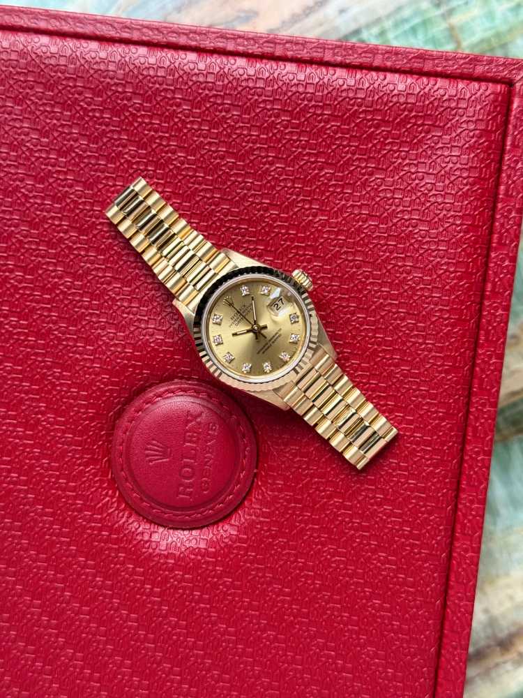 Wrist shot image for Rolex Lady-Datejust "Diamond" 69178 Gold 1989 with original box and papers