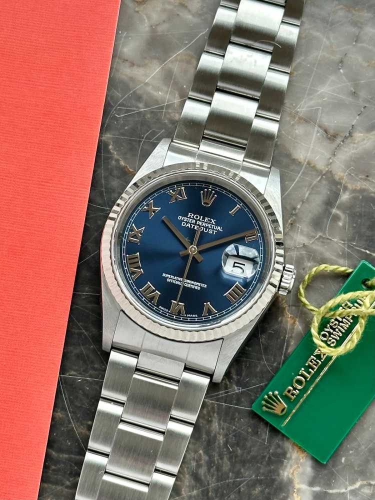Featured image for Rolex Datejust 16234 Blue 2000 with original box and papers