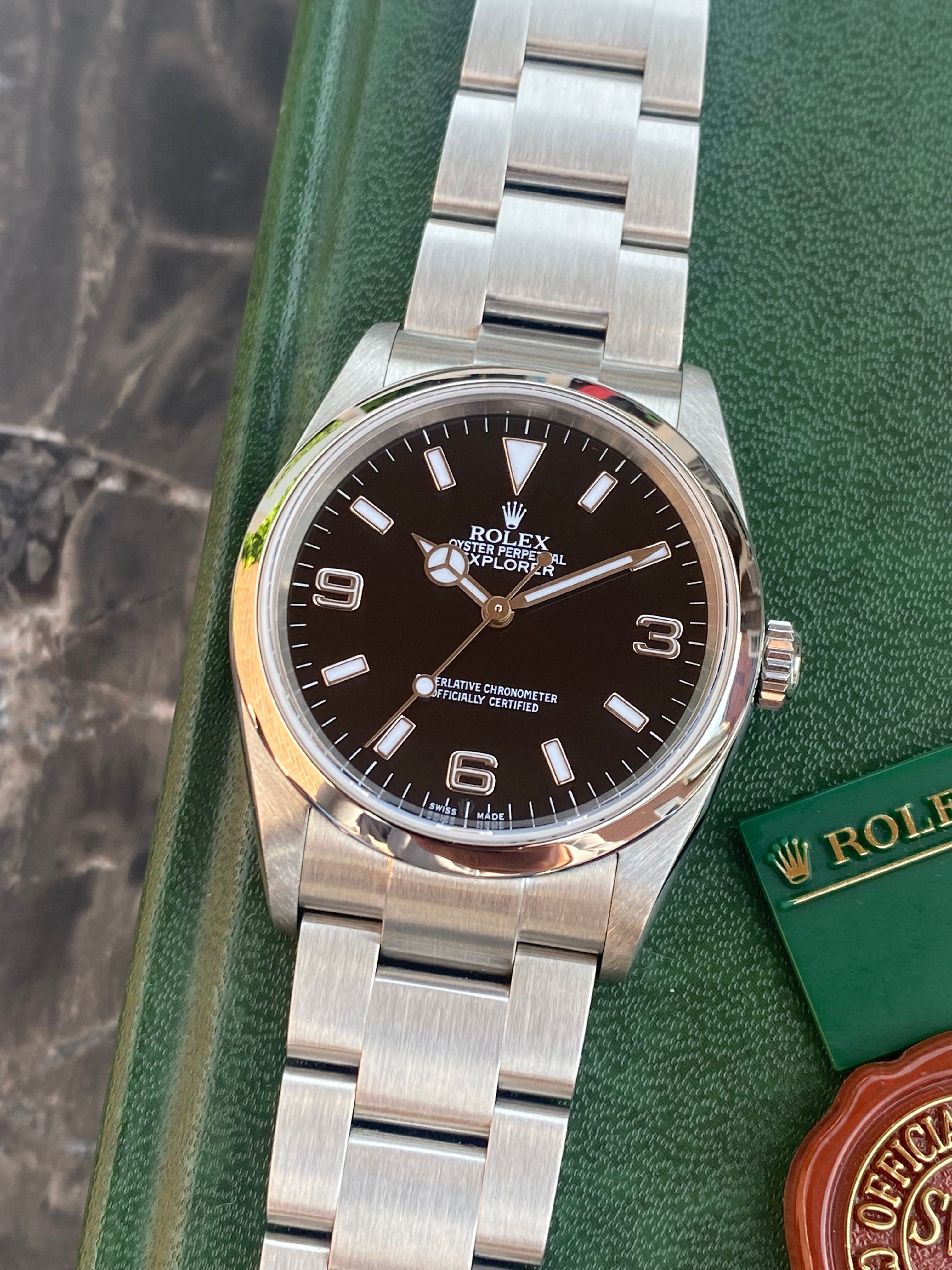 ロレックス　エクスプローラーⅠ 114270 Rolex Explorer I 114270 Black 2004 with original box and papers