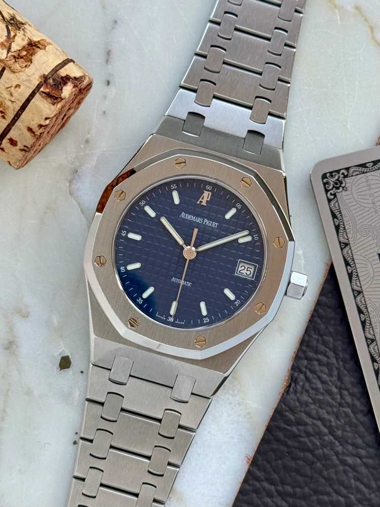 Featured image for Rolex Royal Oak "Cosmos Blue" 14790 Blue 2001 