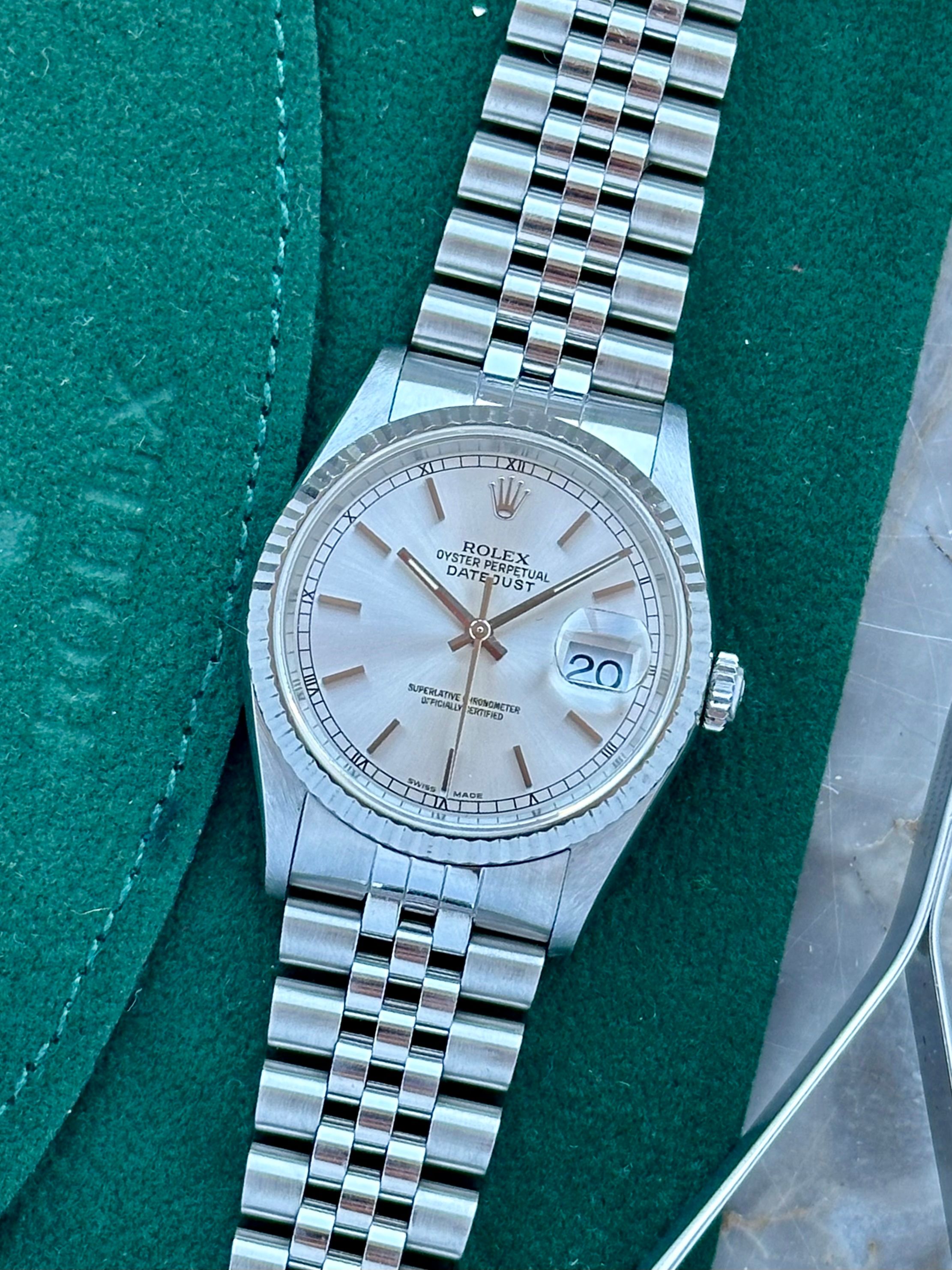 Rolex Datejust 16234 Silver 1996 with original box and papers 3