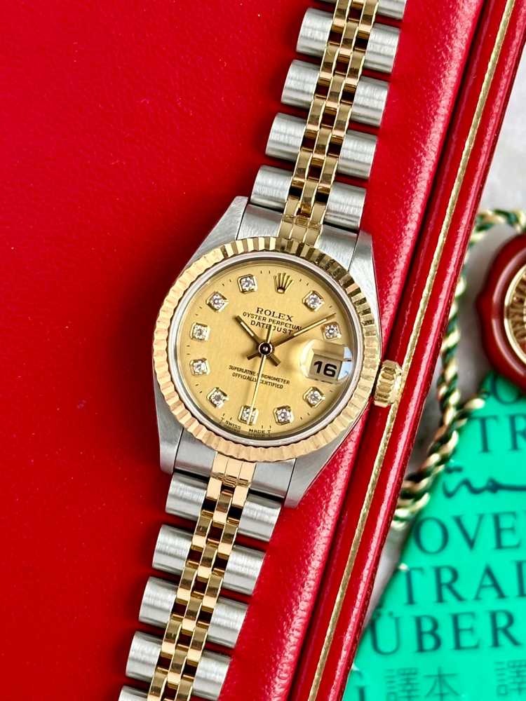 Current image for Rolex Lady-Datejust "Diamond" 69173G Gold 1995 with original box and papers