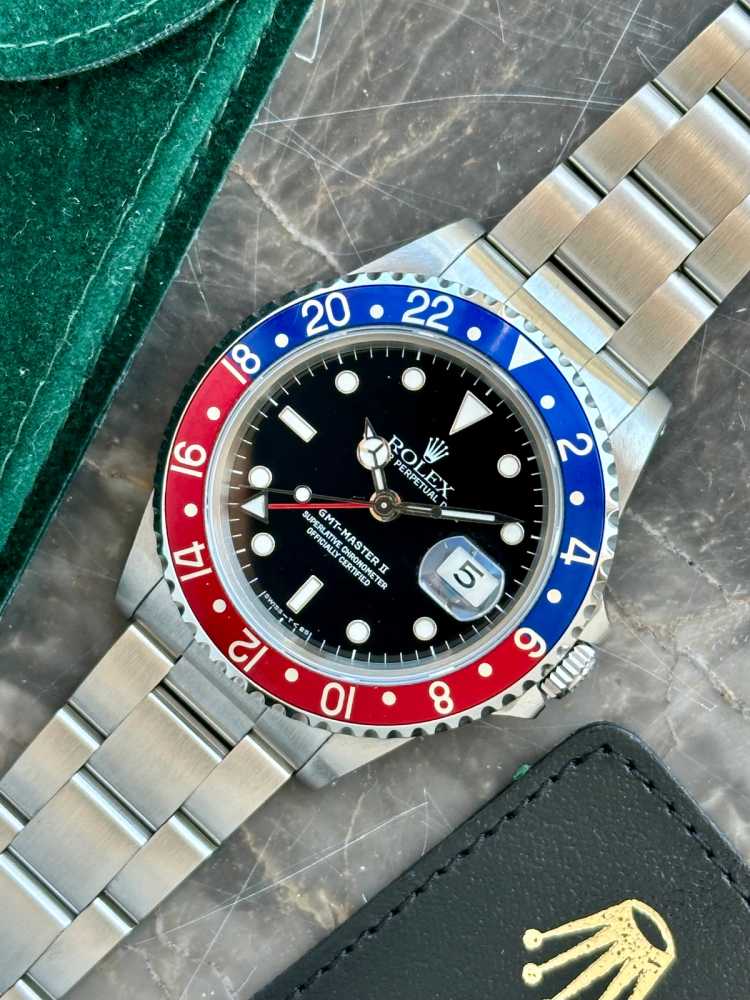 Image for Rolex GMT-Master 2 "Pepsi" 16710 Black 1991 with original box and papers