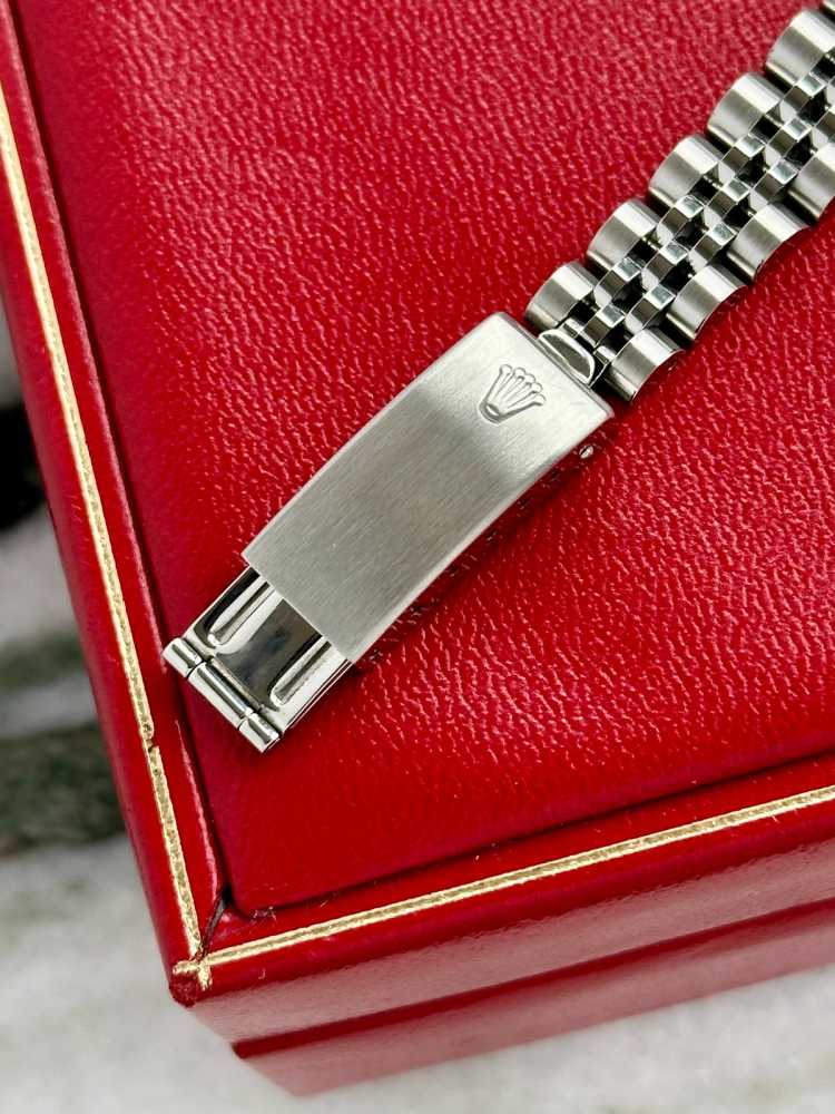 Image for Rolex Lady-Datejust "Diamond" 69174G Silver 1991 with original box and papers