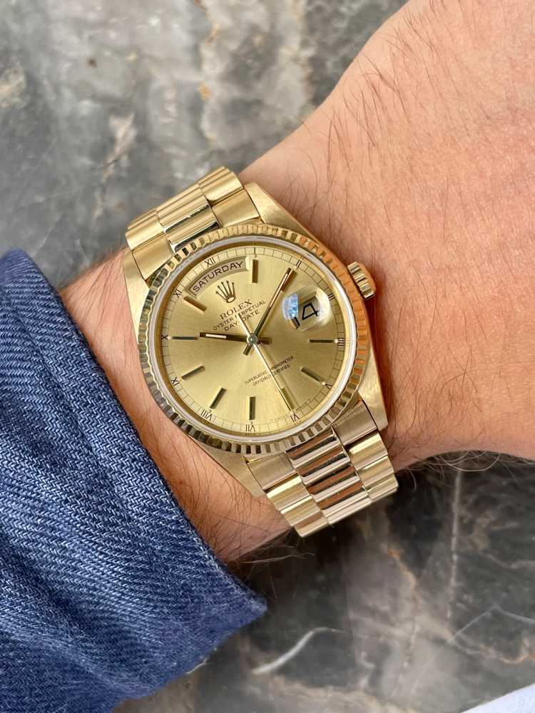 Wrist image for Rolex Day-Date "Diamond" 18238 Gold 1989 with original box and papers