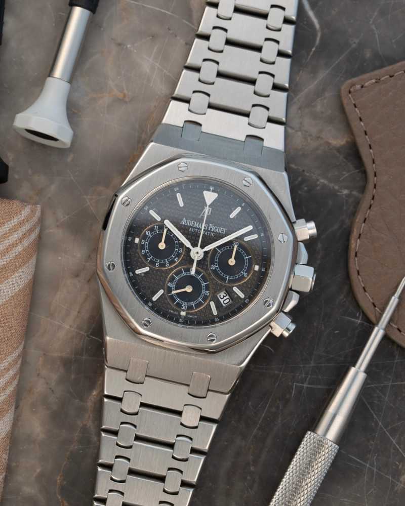 Featured image for Audemars Piguet Royal Oak 25860 ST Tropical 2002 with original box and papers