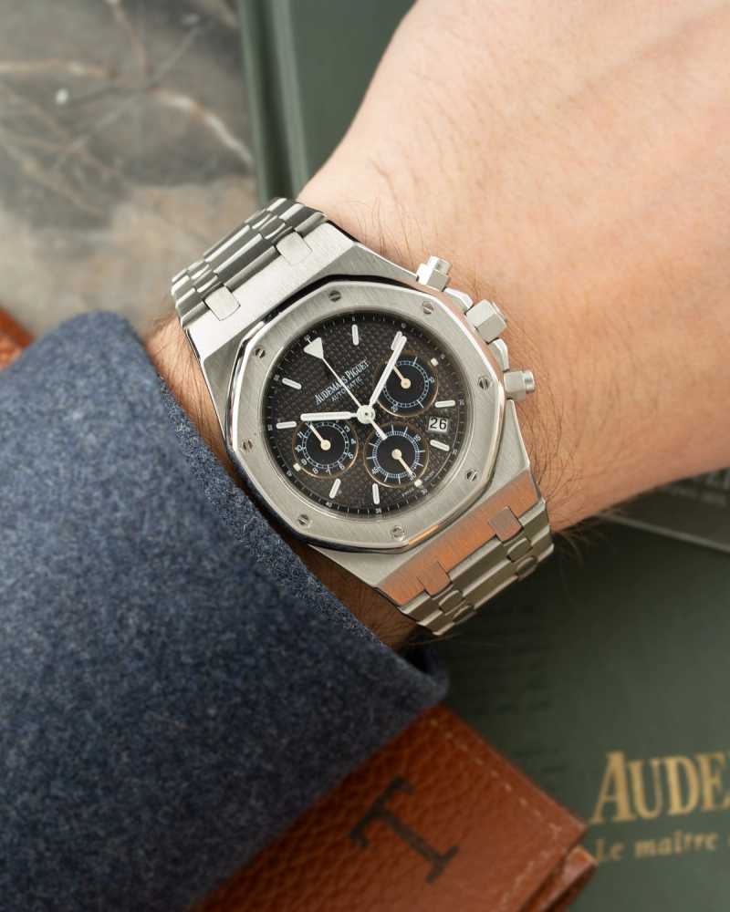 Wrist shot image for Audemars Piguet Royal Oak 25860 ST Tropical 2002 with original box and papers
