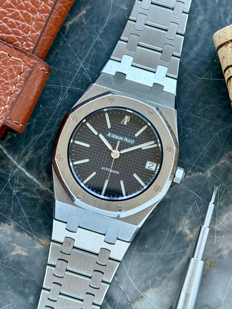 Featured image for Audemars Piguet Royal Oak 4100ST Grey 1979 with original papers