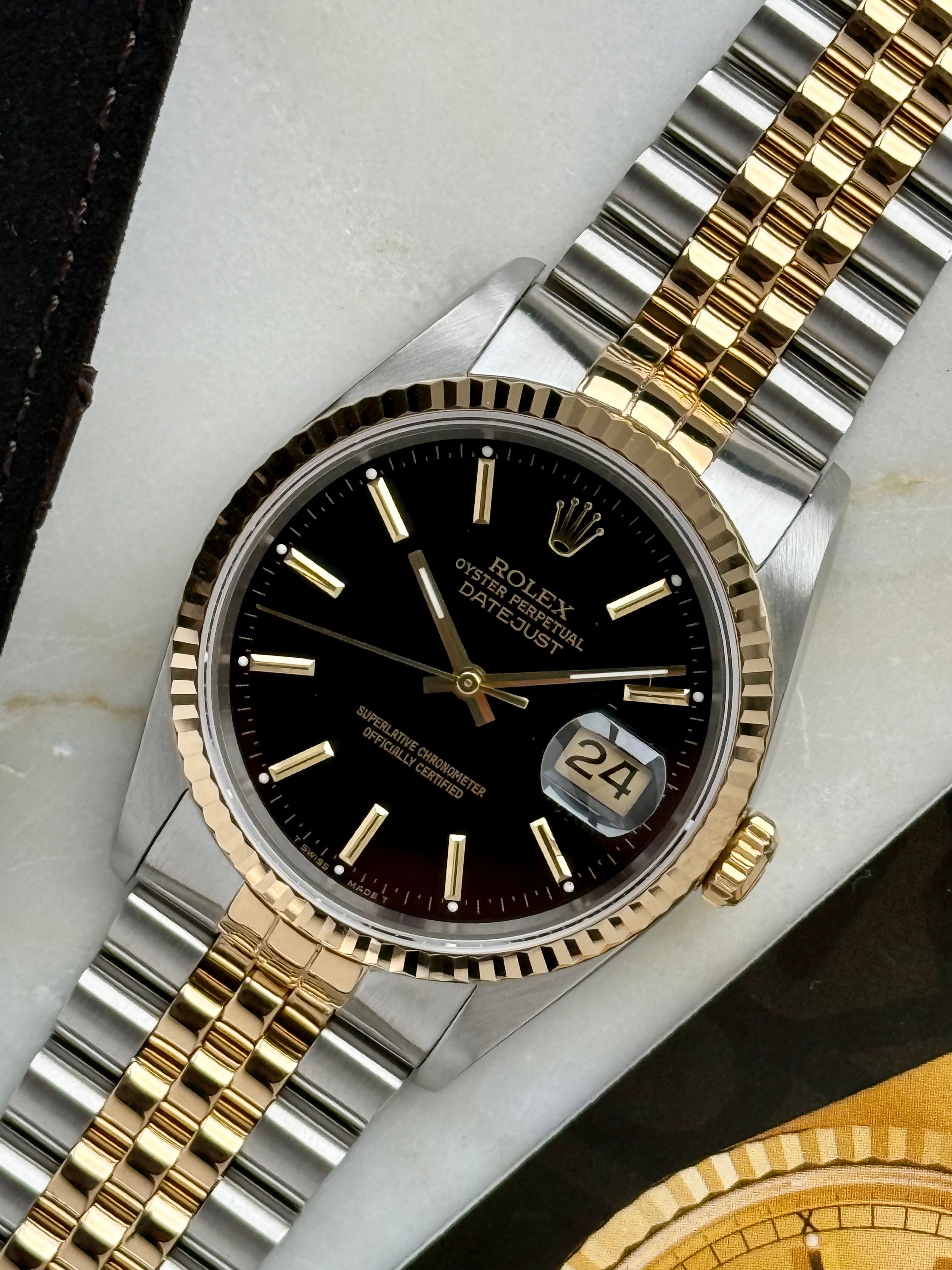 クラシック・ロード2 1995 Rolex Datejust 36mm 16233 Two-Tone White Pyramid Dial