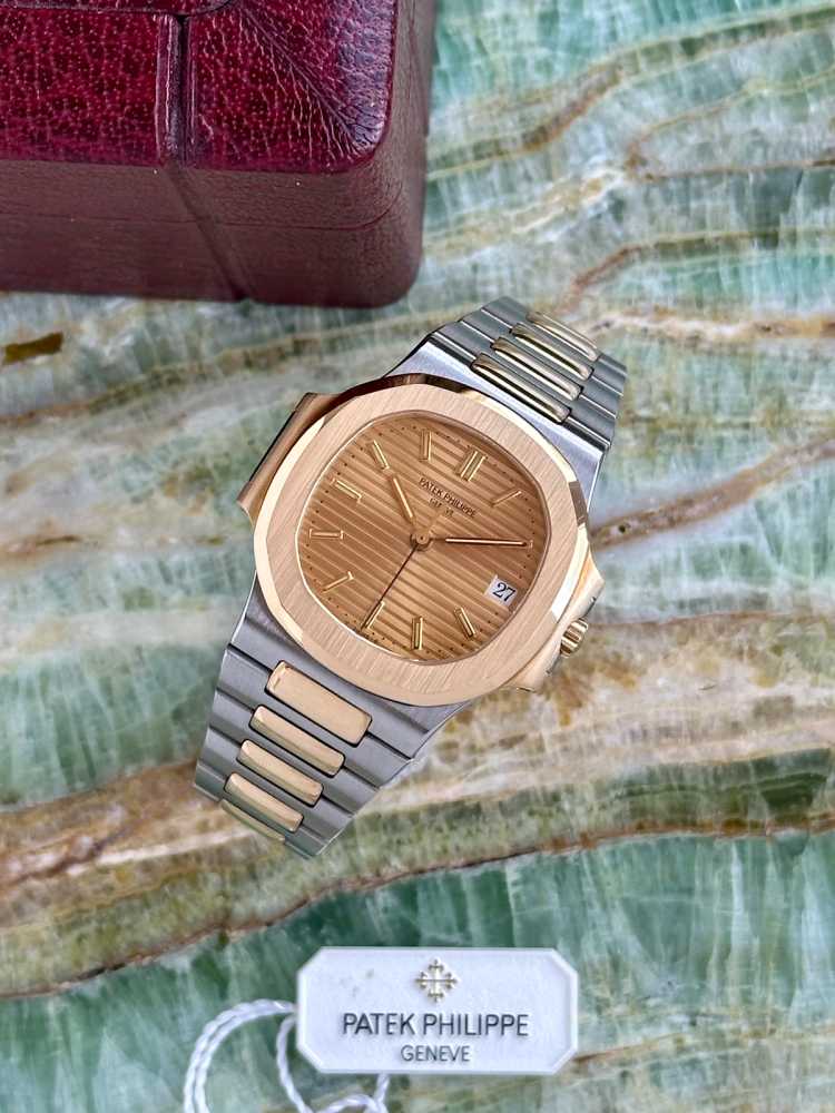 Image for Patek Philippe Nautilus 2-tone 3800 Gold 1994 with original box and papers