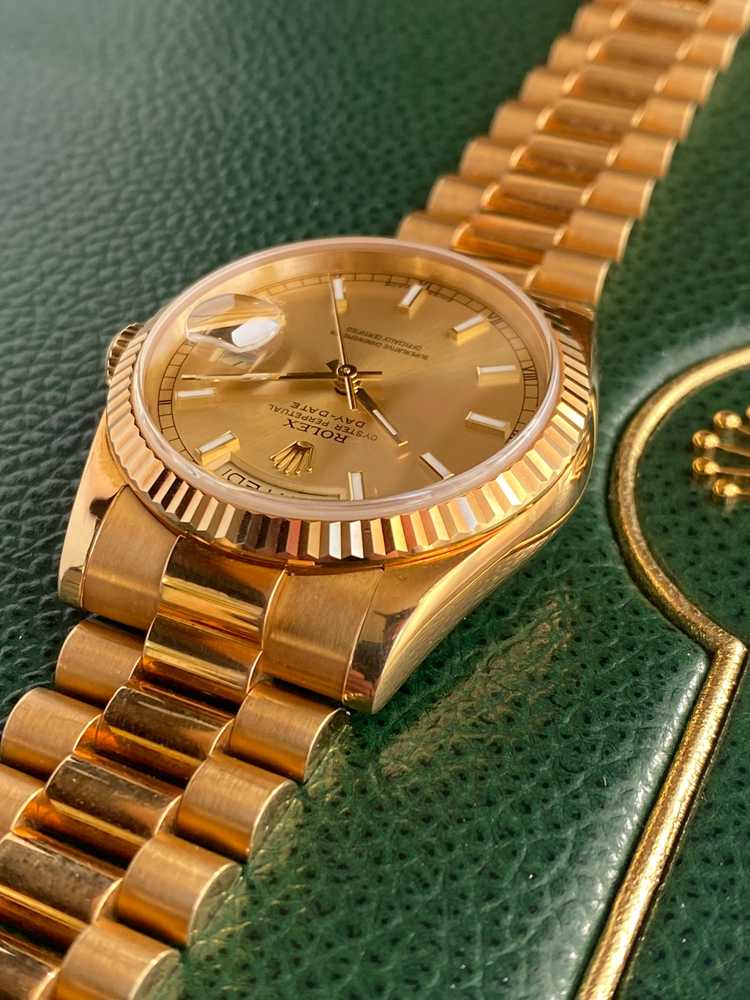 Detail image for Rolex MB Day-Date 118238 Gold 2000 with original box and papers
