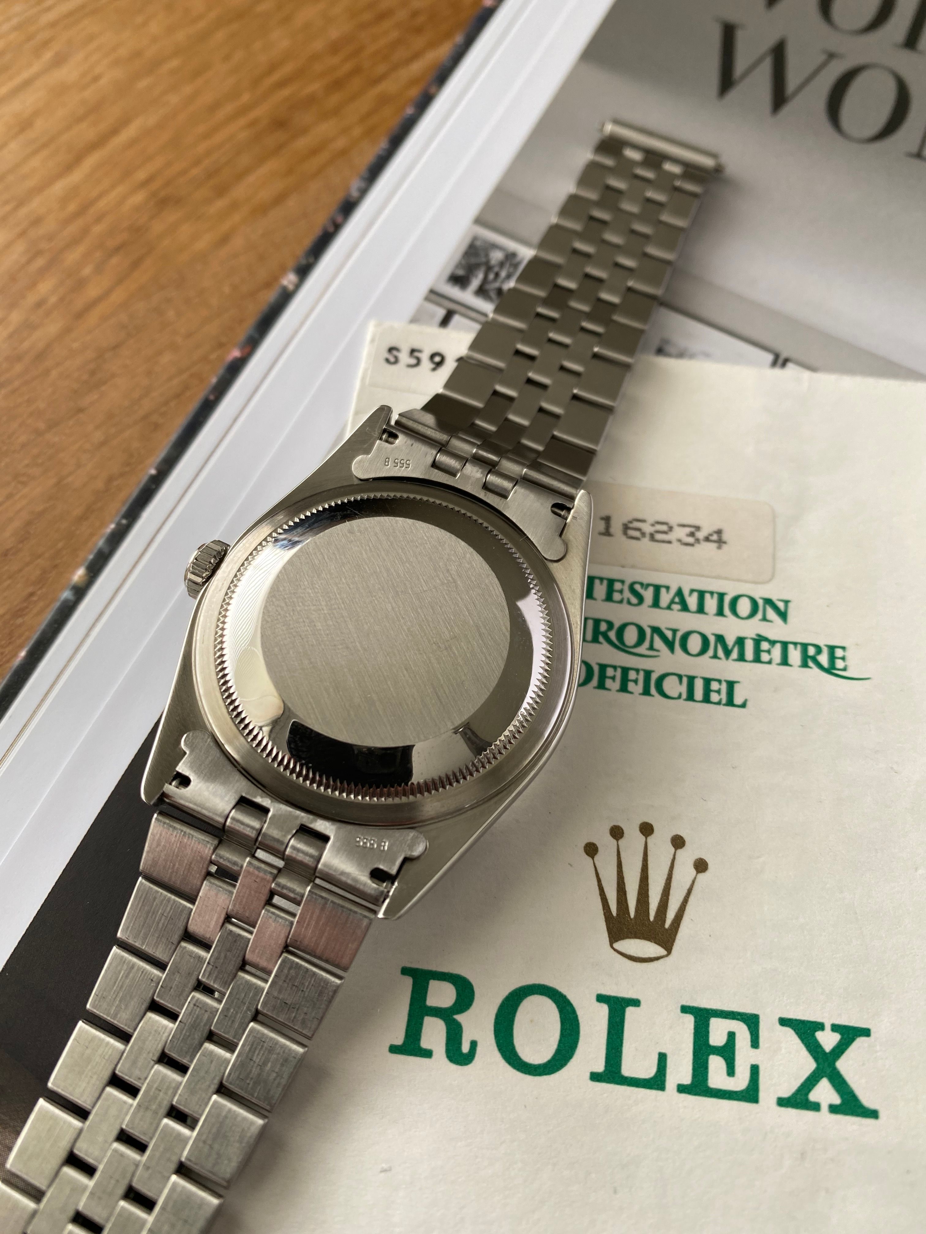 Rolex Datejust 16234 Black 1993 with original box and papers