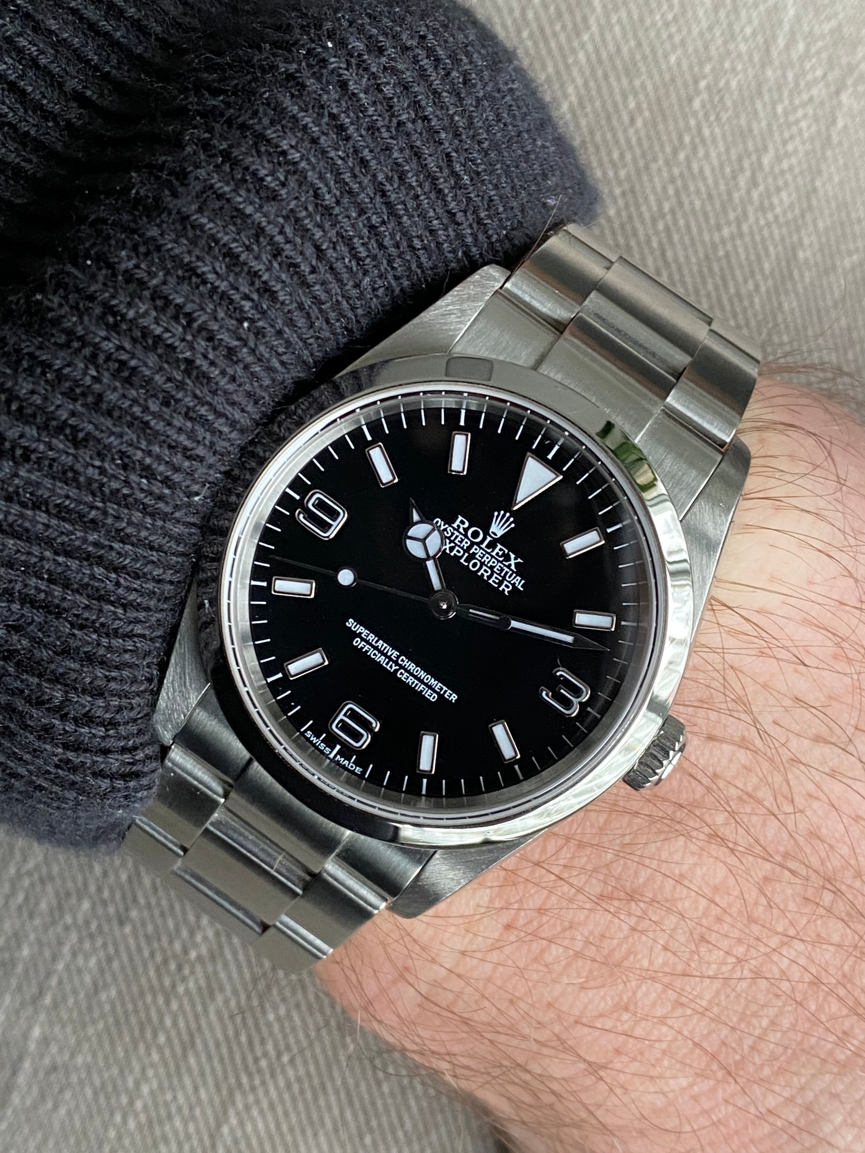 Rolex Explorer I 114270 Black 2003 with original papers