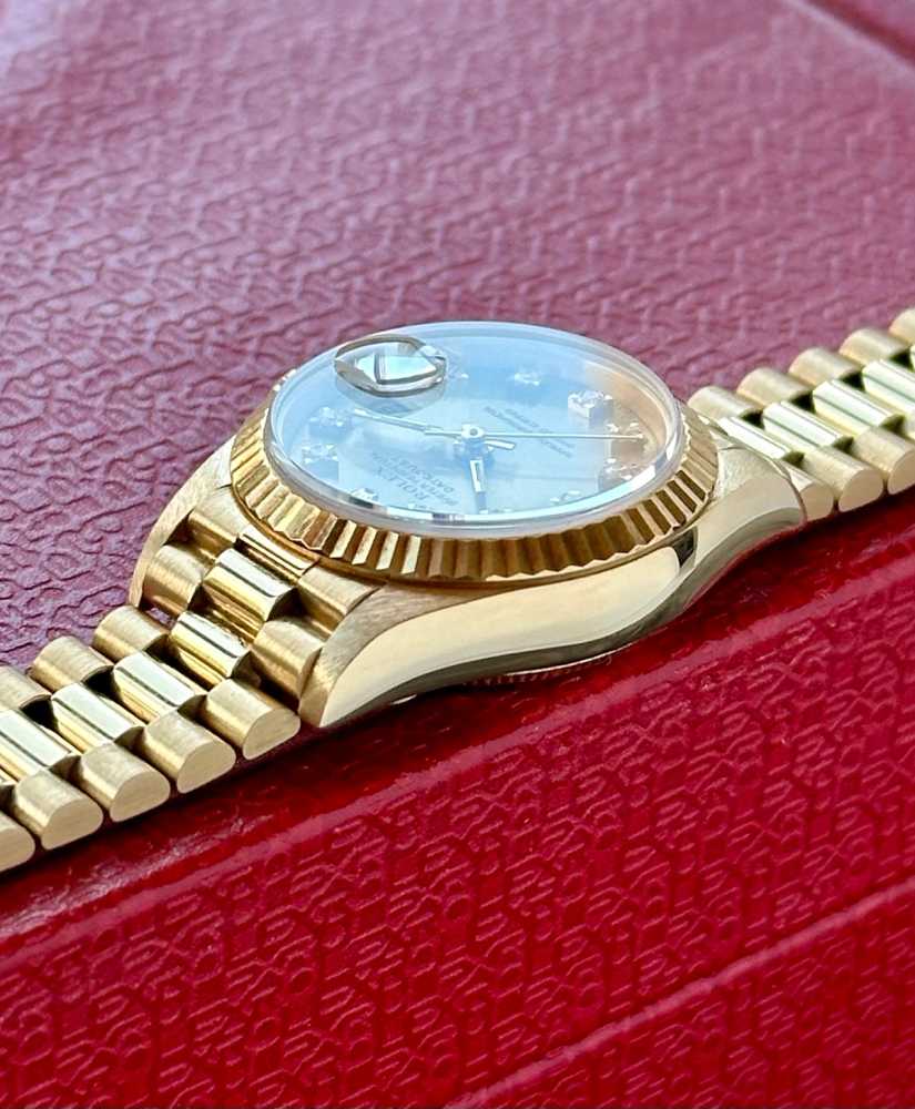 Image for Rolex Lady-Datejust "Diamond" 69178G Gold 1990 with original box and papers