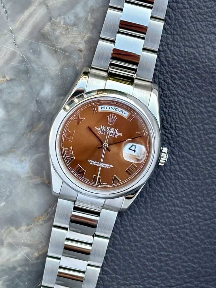 Featured image for Rolex Day-Date "Brown" 118209  2000 