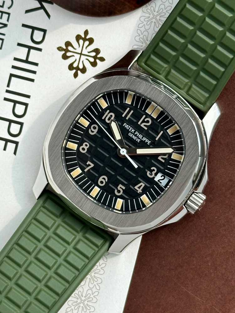 Image for Patek Philippe Aquanaut 5066 Black 1998 with original box and papers