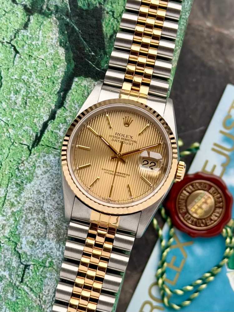 Featured image for Rolex Datejust "Tapestry" 16233 Gold 1996 with original box