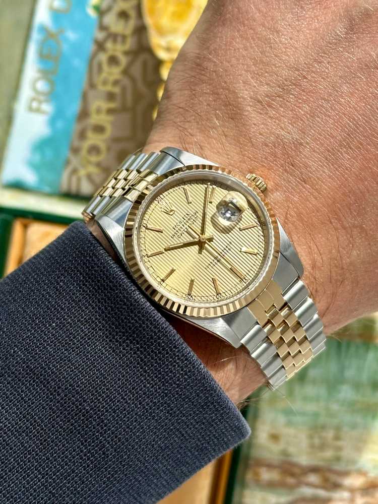 Image for Rolex Datejust "Tapestry" 16233 Gold 1988 with original box and papers 2