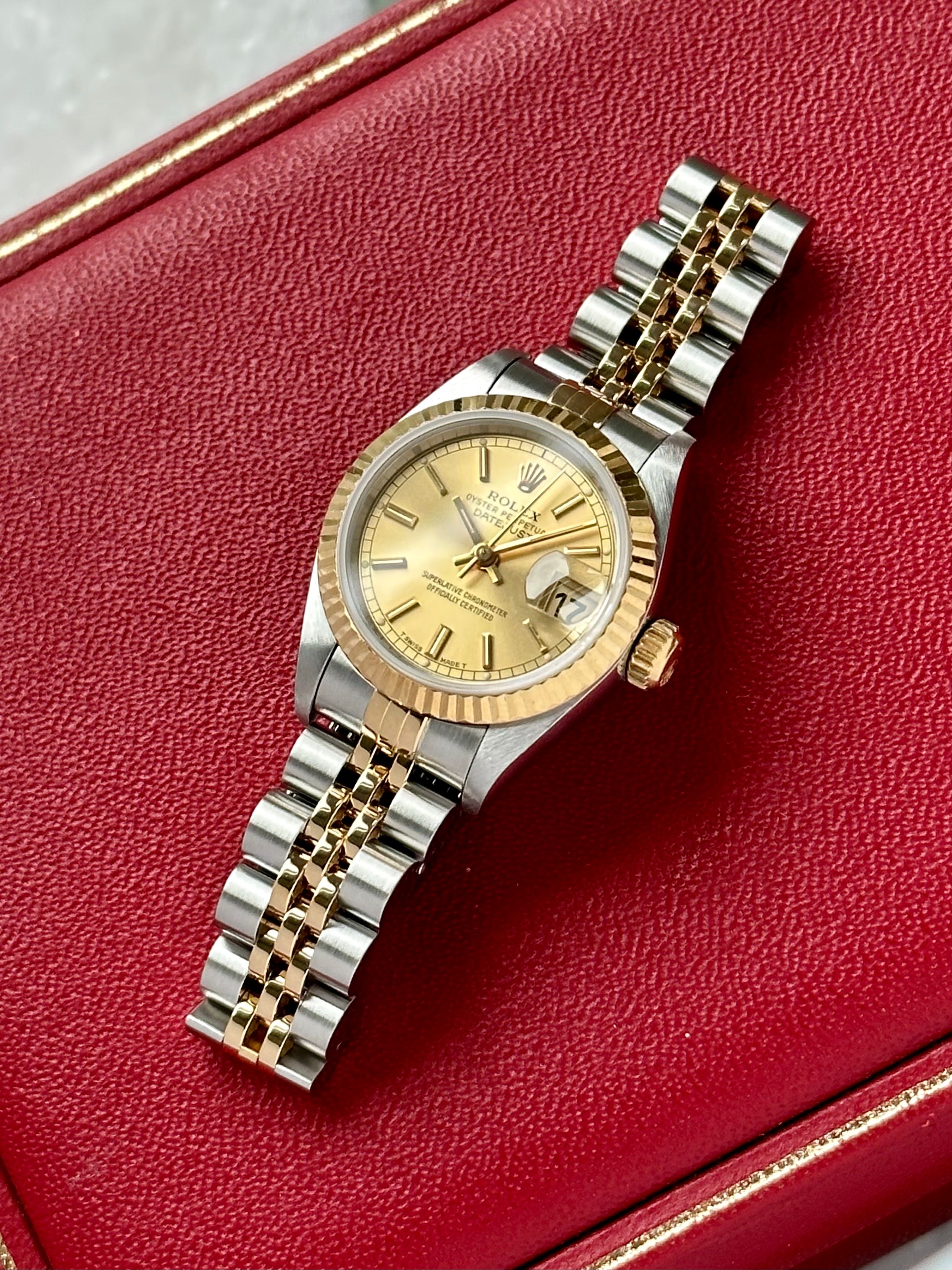 Rolex Lady-Datejust 69173 Gold 1993 with original box and papers