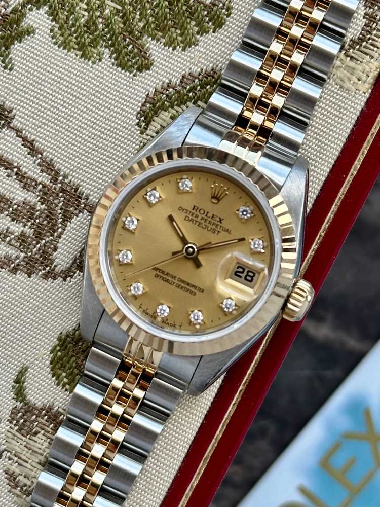 Image for Rolex Lady-Datejust "Diamond" 69173G Gold 1993 with original box and papers 5