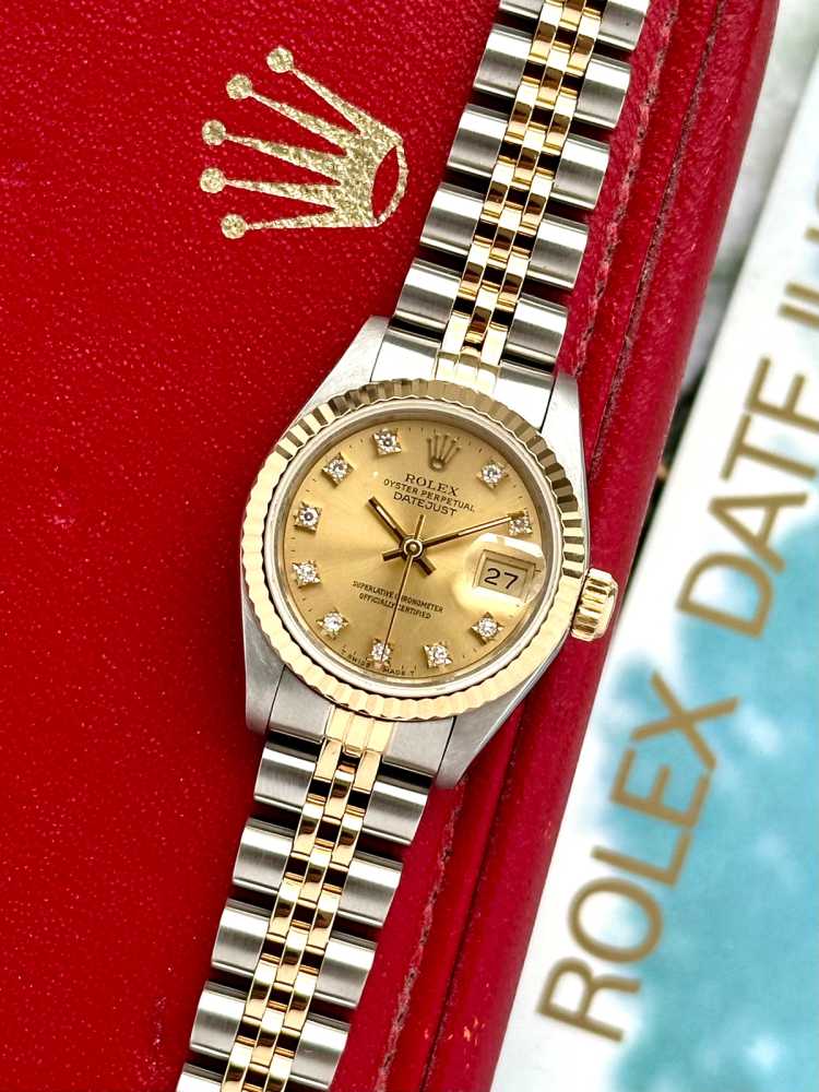Featured image for Rolex Lady-Datejust "Diamond" 69173G Gold 1989 with original box and papers 3