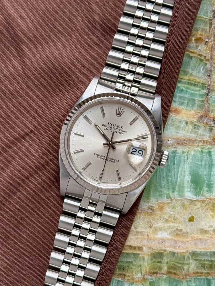 Featured image for Rolex Datejust 16234 Silver 1989 with original box and papers 3