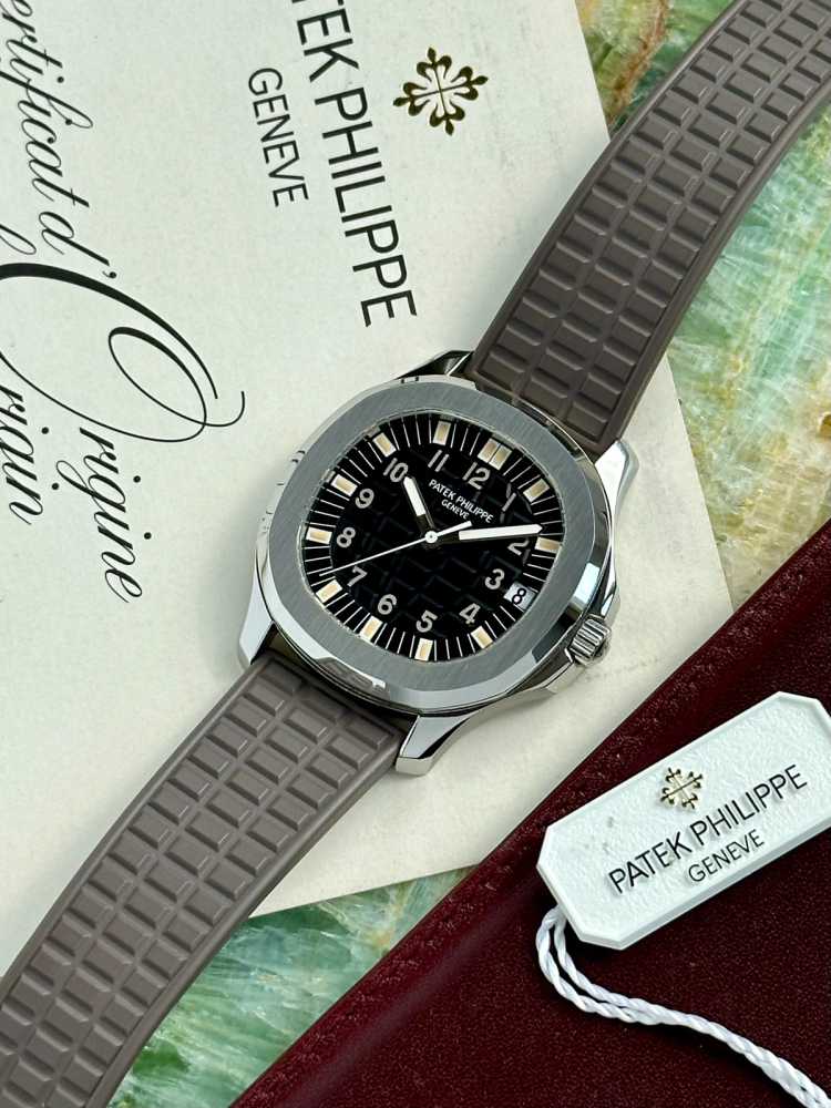 Image for Patek Philippe Aquanaut 5065 Black 2006 with original box and papers