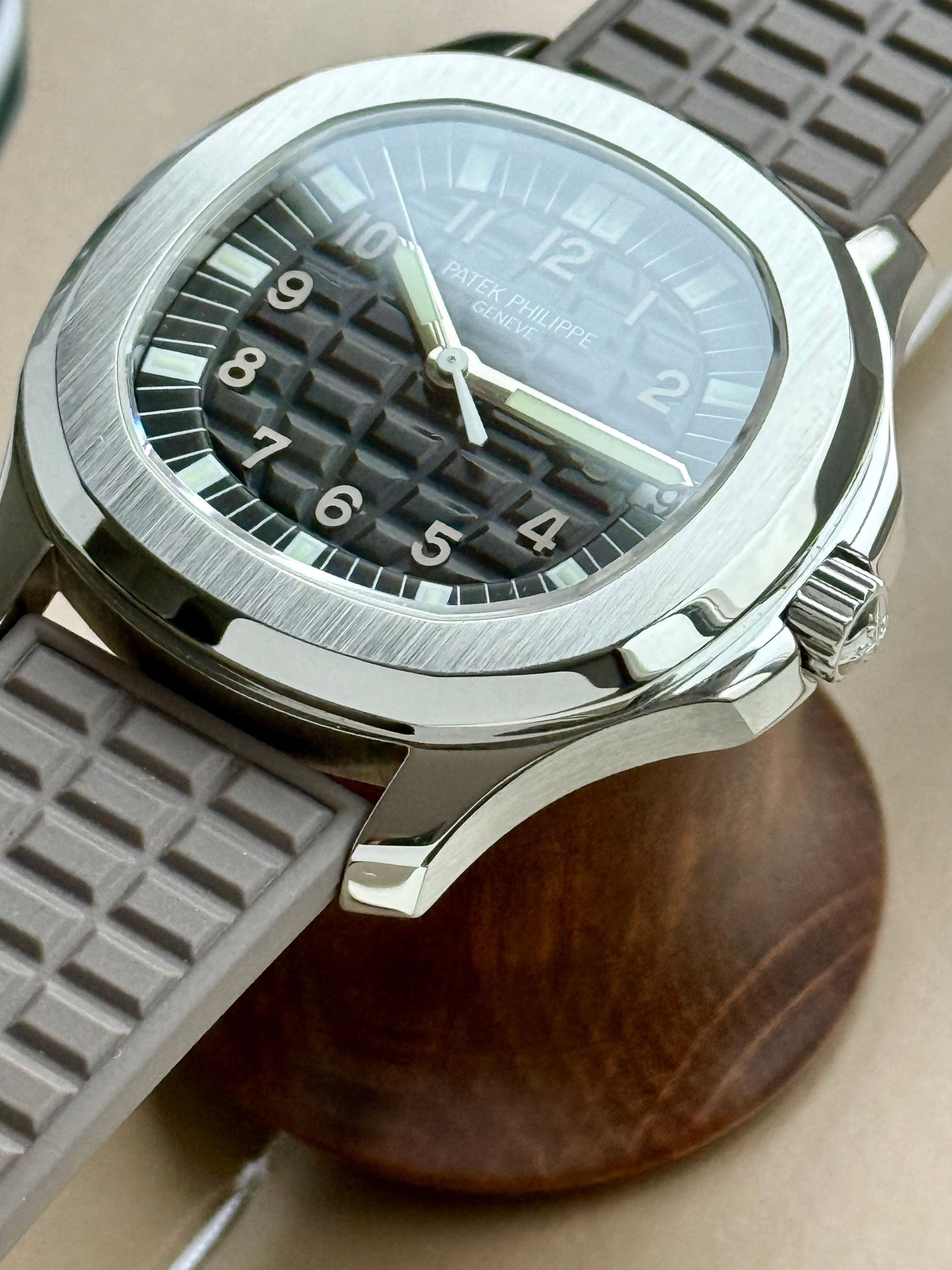 Patek Philippe Aquanaut 5065 Black 2006 with original box and papers 2