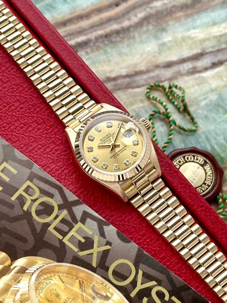 Image for Rolex Lady-Datejust "Diamond" 69178 Gold 1993 with original box and papers 2