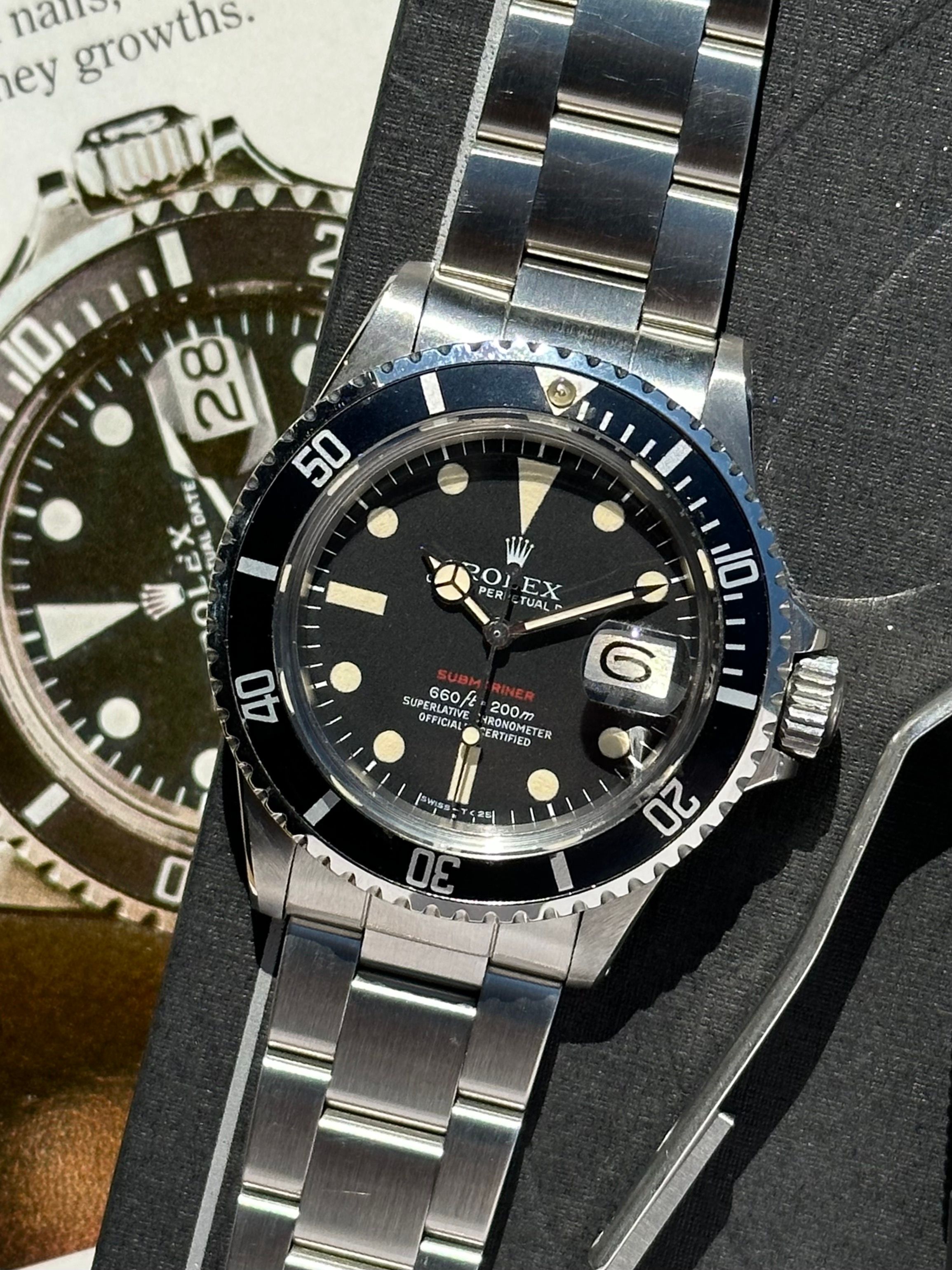 Rolex submariner sales red writing