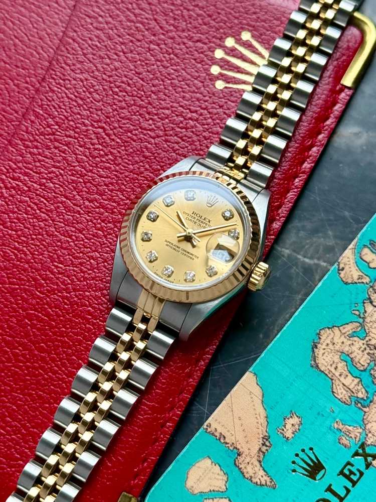 Wrist shot image for Rolex Lady-Datejust "Diamond" 69173 Gold 1996 