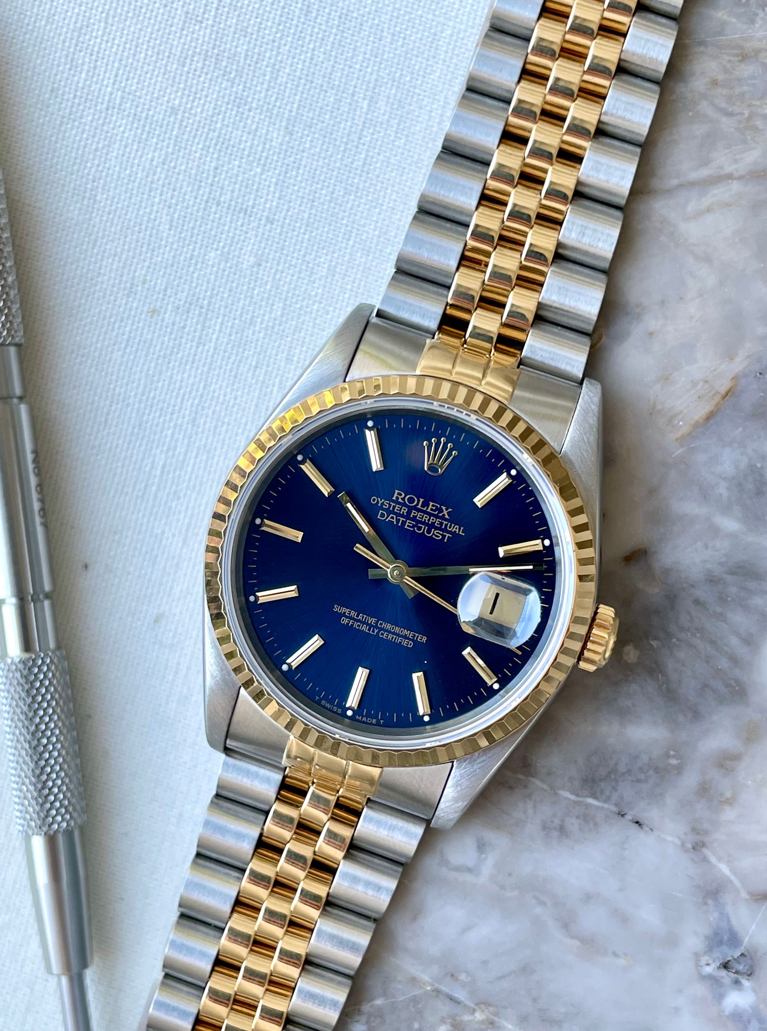 Rolex Datejust 16233 Blue 1993 with original box and papers